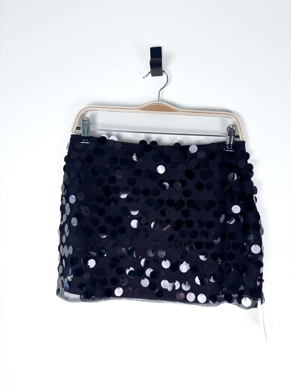 Superdown Revolve Black Bebe Sequined Party Club Slit Mini Skirt Size XS NWT - Picture 4 of 9